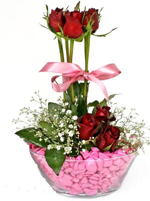 Ankara Sincan çiçek firmamızdan Camda kırmızı güller Ankara çiçek gönder firması şahane ürünümüz 