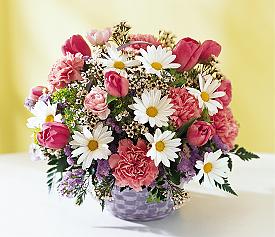 Ankara Sincan çiçekçi dükanı en çok satılan ürünümüz Sepette Karışık mevsim sepeti çiçeği Ankara çiçek gönder firması şahane ürünümüz 